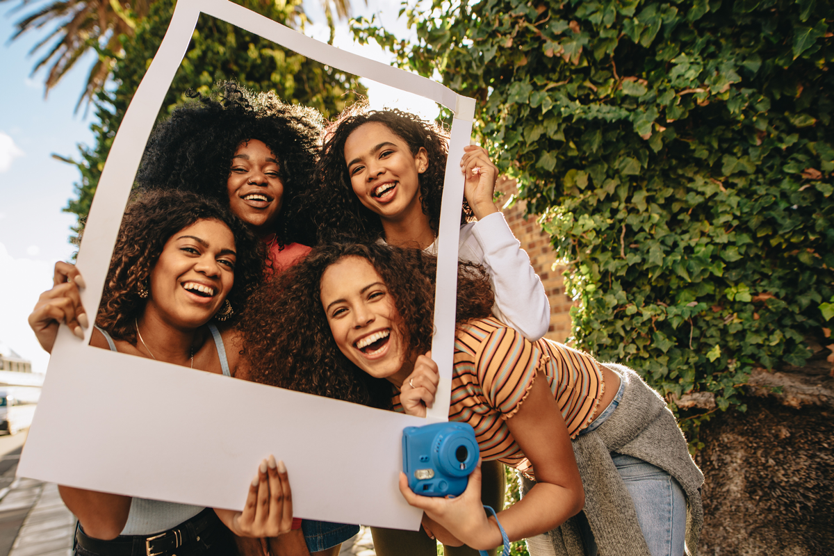 MAIS QUE AMIGOS, FRIENDS, UMA PAPO SOBRE AMIZADE