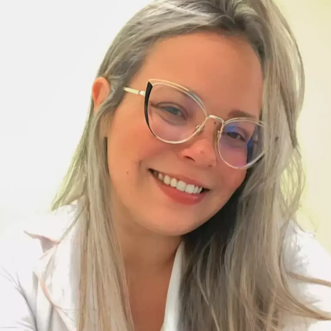 Gabriela f Costa